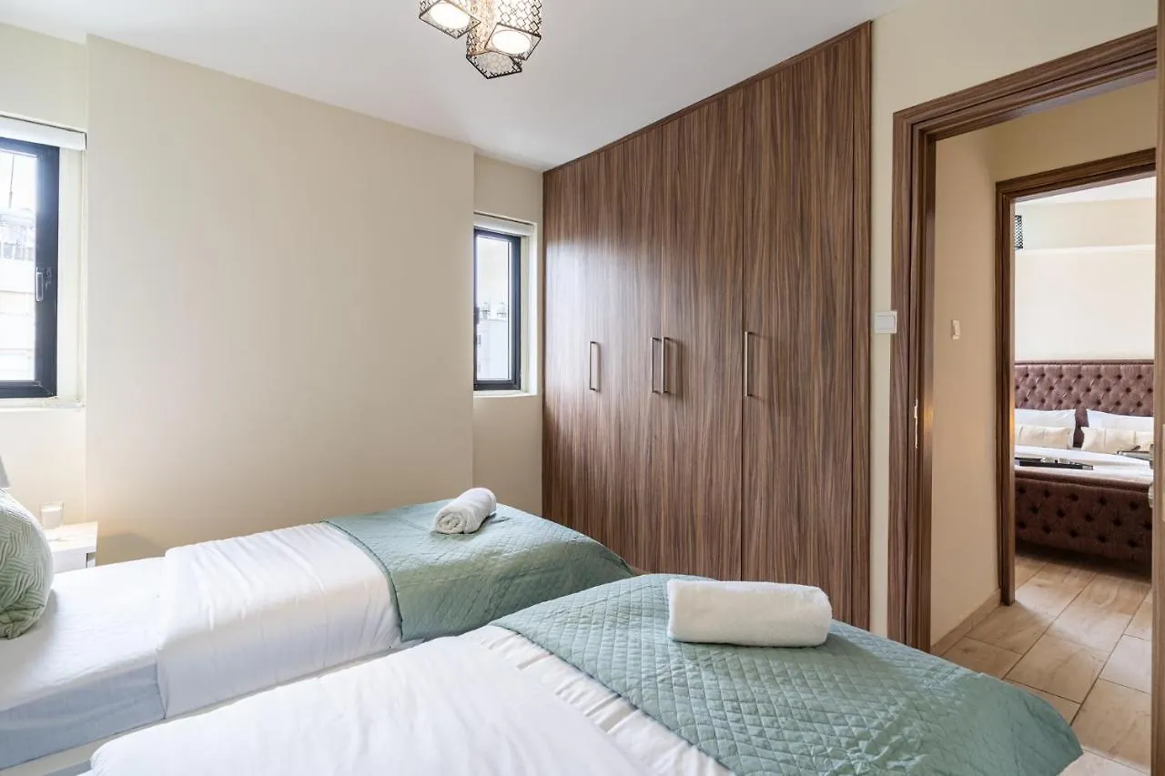 Celeste 3-Bedroom Apartment In Ларнака